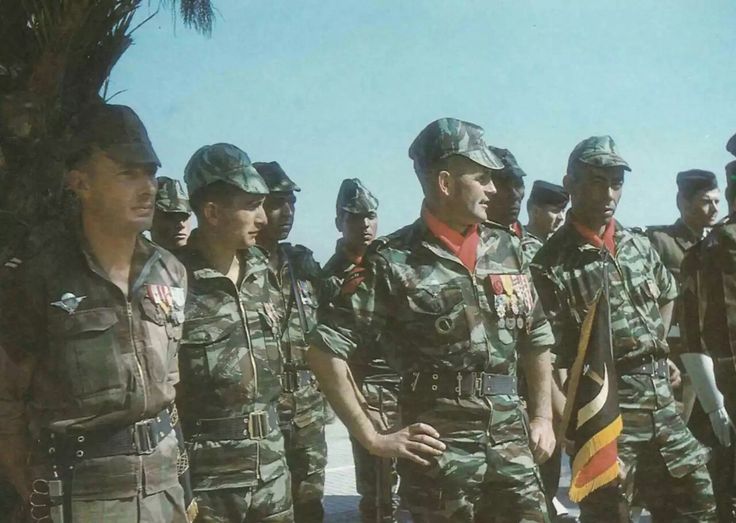Le "Lieutenant" Grillot, Youssef Ben Brahim et des membres du Commando Georges en Algérie, publié par Paolo Marzioli