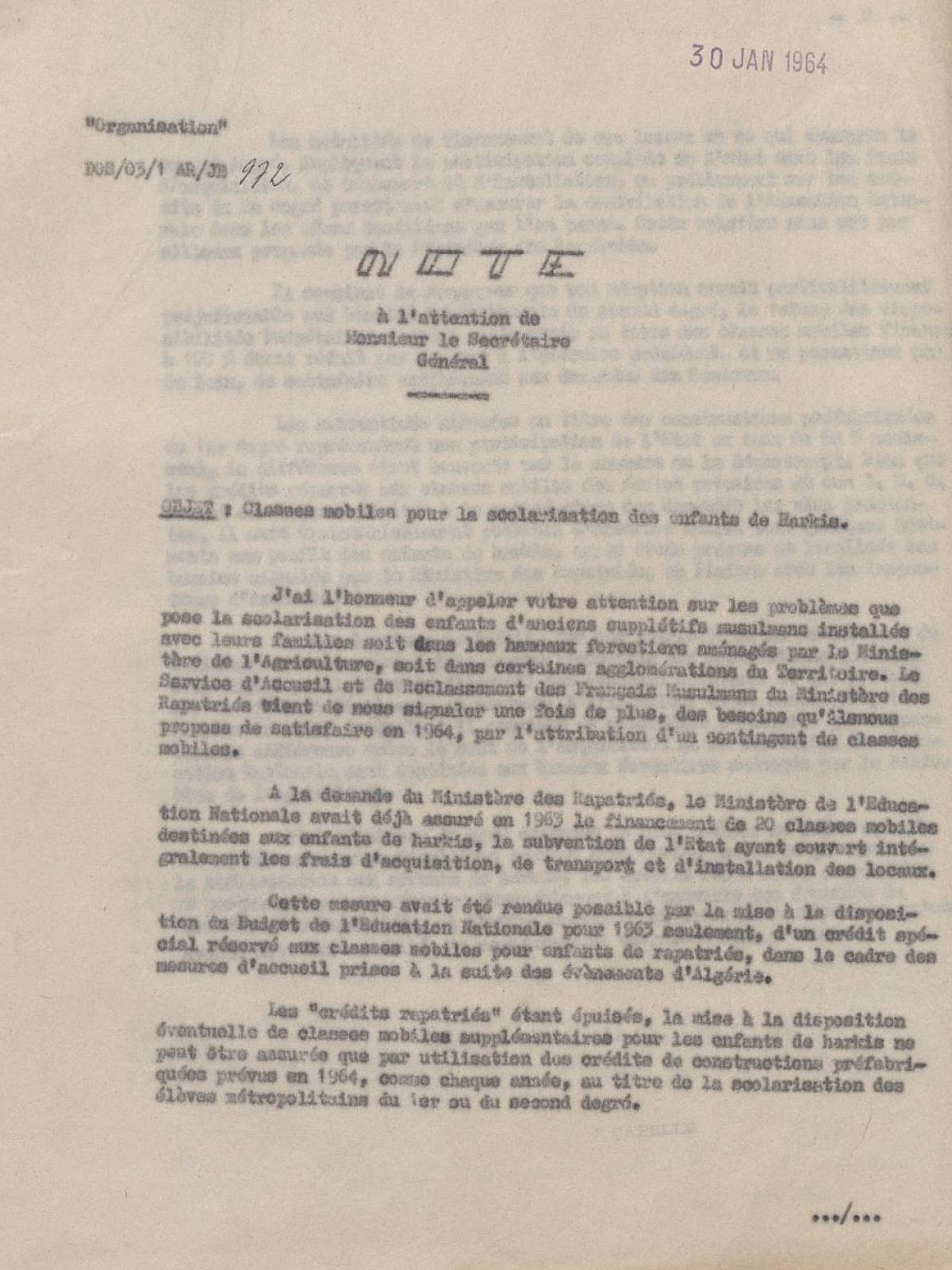 Illustration 16 : note du ministère de l’Éducation nationale relative aux classes mobiles pour la scolarisation des enfants de Harkis, 30 janvier 1964 (Archives nationales, 1977074/3)