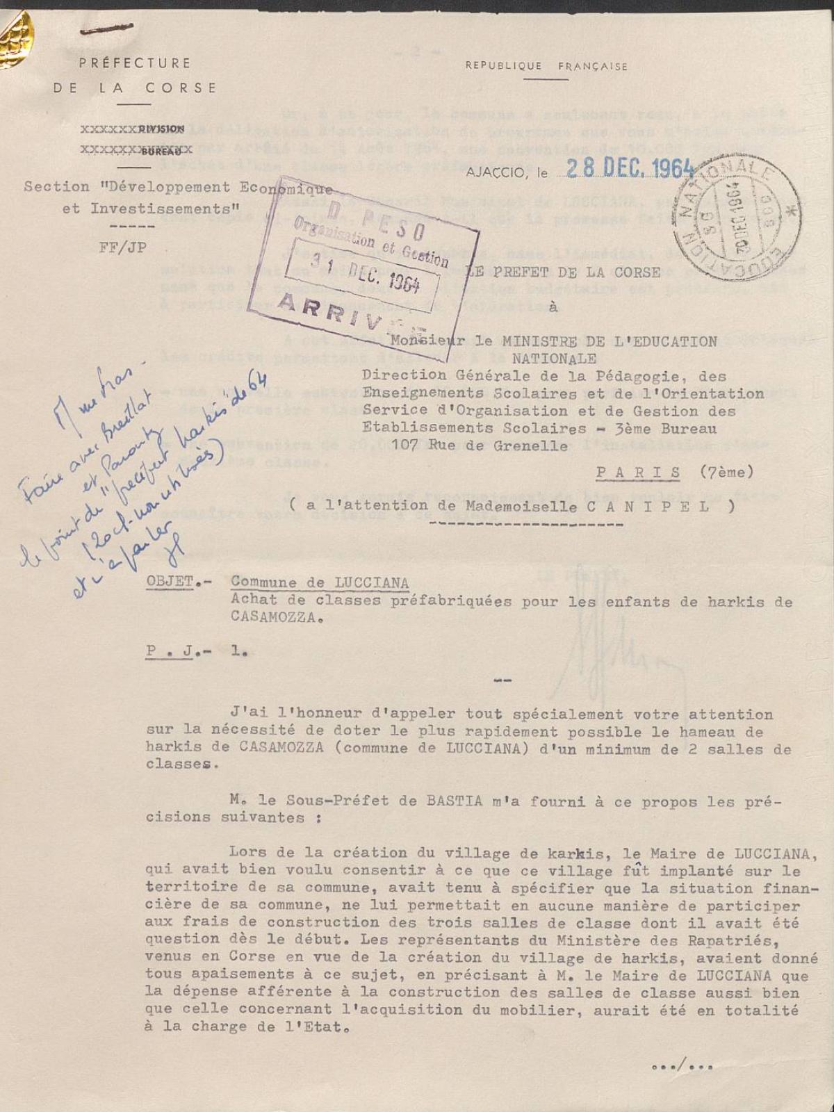 Illustration 9 : lettre du préfet de la Corse au ministère de l’Éducation nationale relative à l’achat de classes préfabriquées pour les enfants de Harkis de Casamozza, 28 décembre 1964 (Archives nationales, 1977074/3)